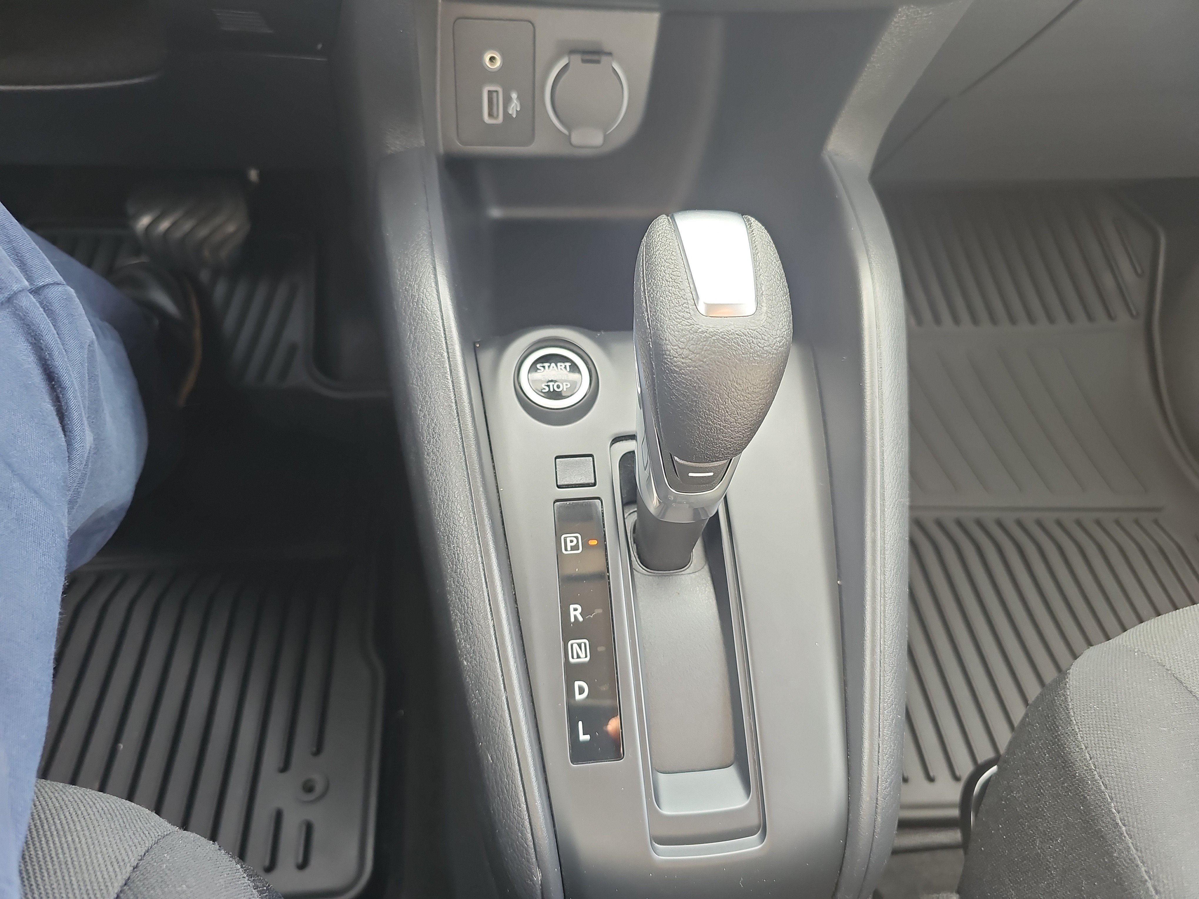 Certified 2024 Nissan Kicks S FWD image 24