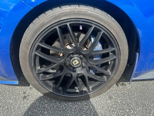 Used 2017 Ford Mustang GT Premium w/ Enhanced Security Package RWD image 7
