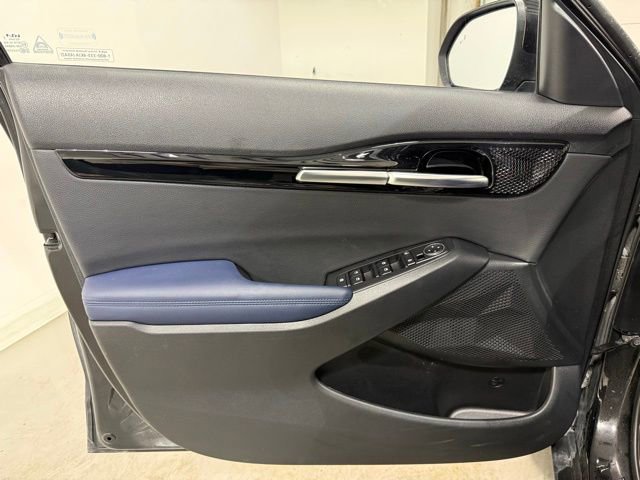 Used 2025 Kia Seltos S FWD image 10