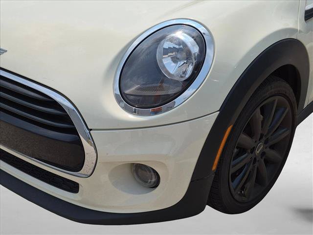 Used 2021 MINI Cooper 4-Door Hardtop FWD image 10