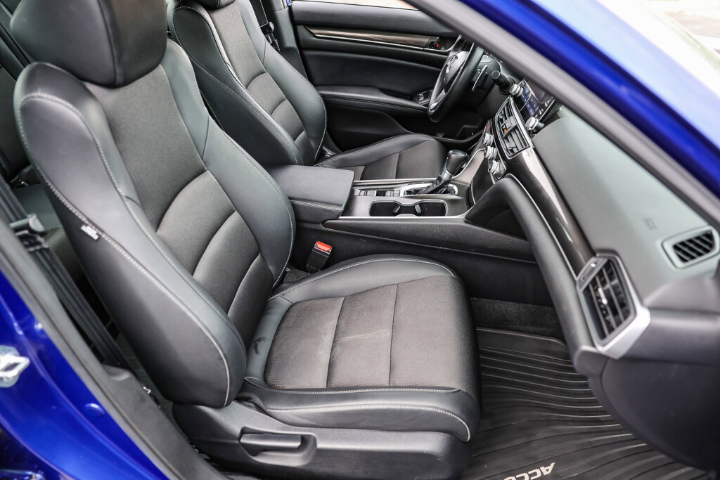 Used 2022 Honda Accord Sport image 6