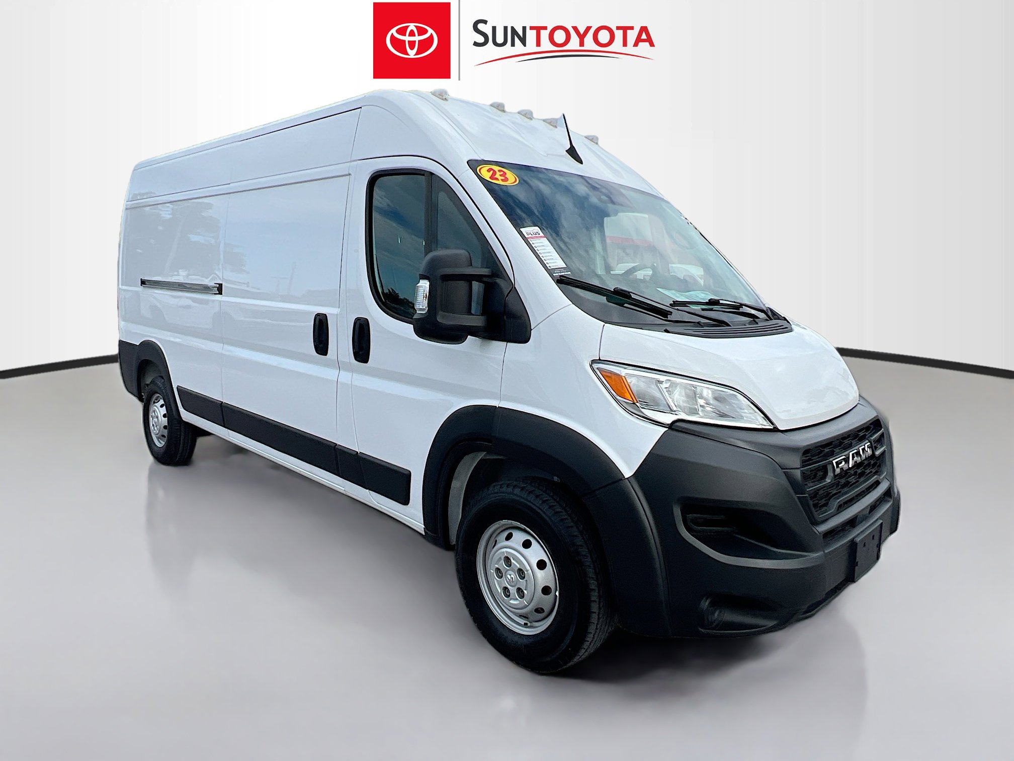 Used 2023 RAM ProMaster 2500 FWD image 1