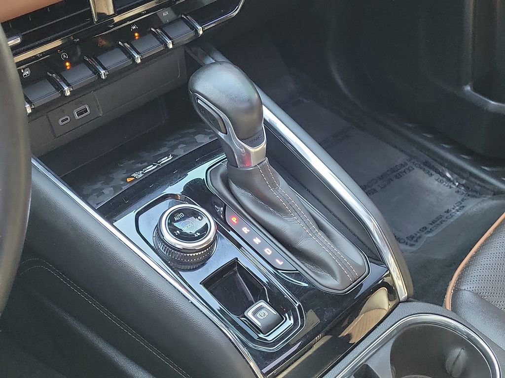 Used 2023 GMC Canyon AT4 w/ AT4 Premium Package image 18