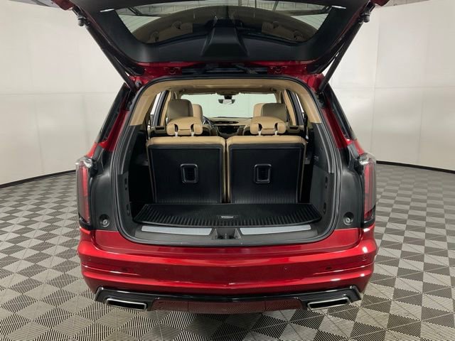 Used 2022 Cadillac XT6 Sport w/ Platinum Package image 31