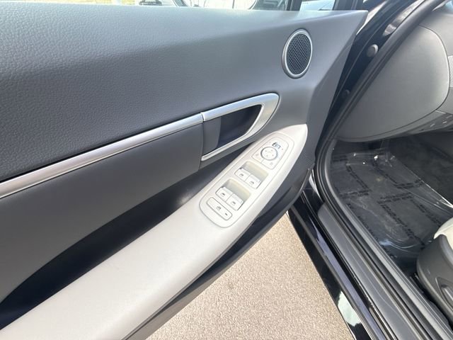 Used 2025 Hyundai Sonata SEL image 13