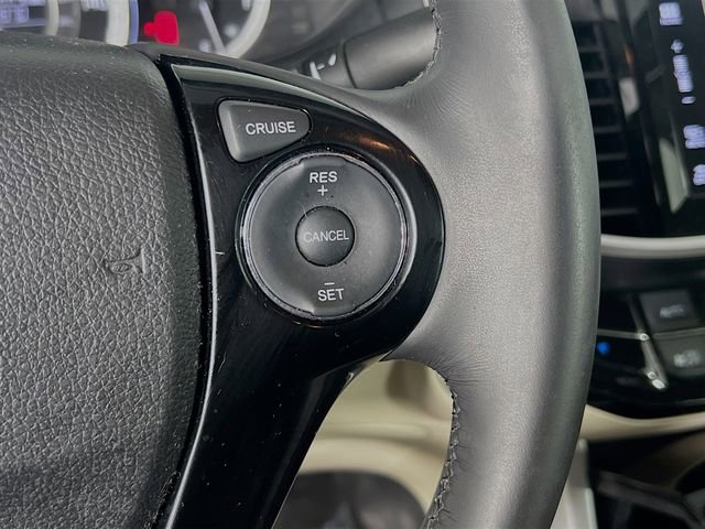 Used 2017 Honda Accord EX-L image 18