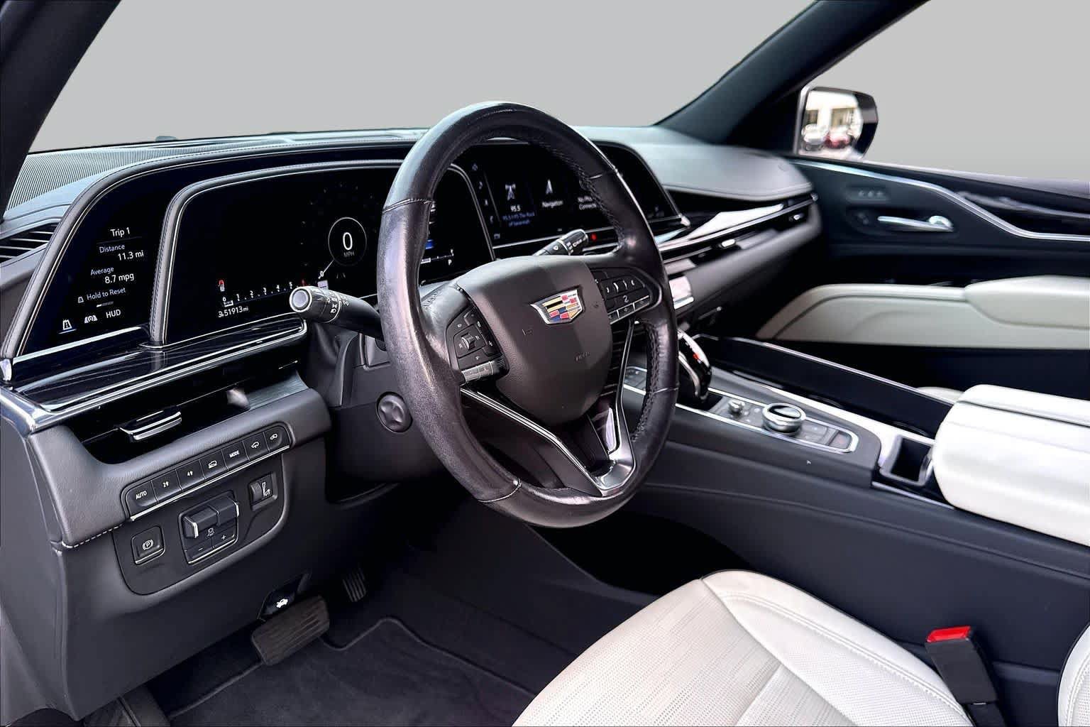 Used 2021 Cadillac Escalade Sport w/ Driver Assist Tech Package AWD/4WD image 17