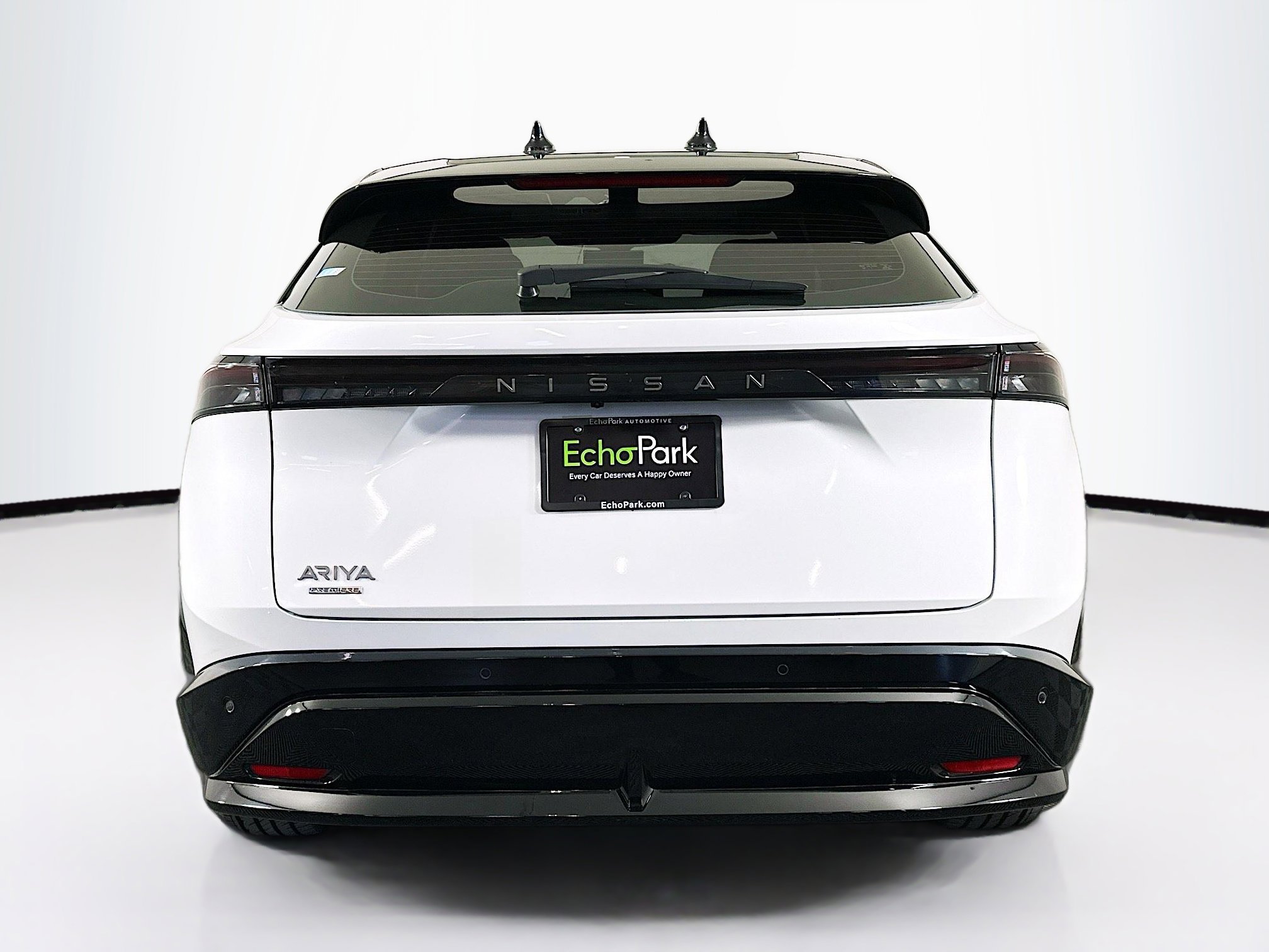 Used 2023 Nissan Ariya FWD image 7