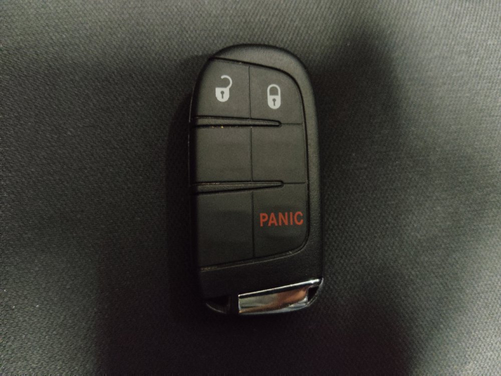 Used 2018 Jeep Compass Sport w/ Tech Group FWD image 32
