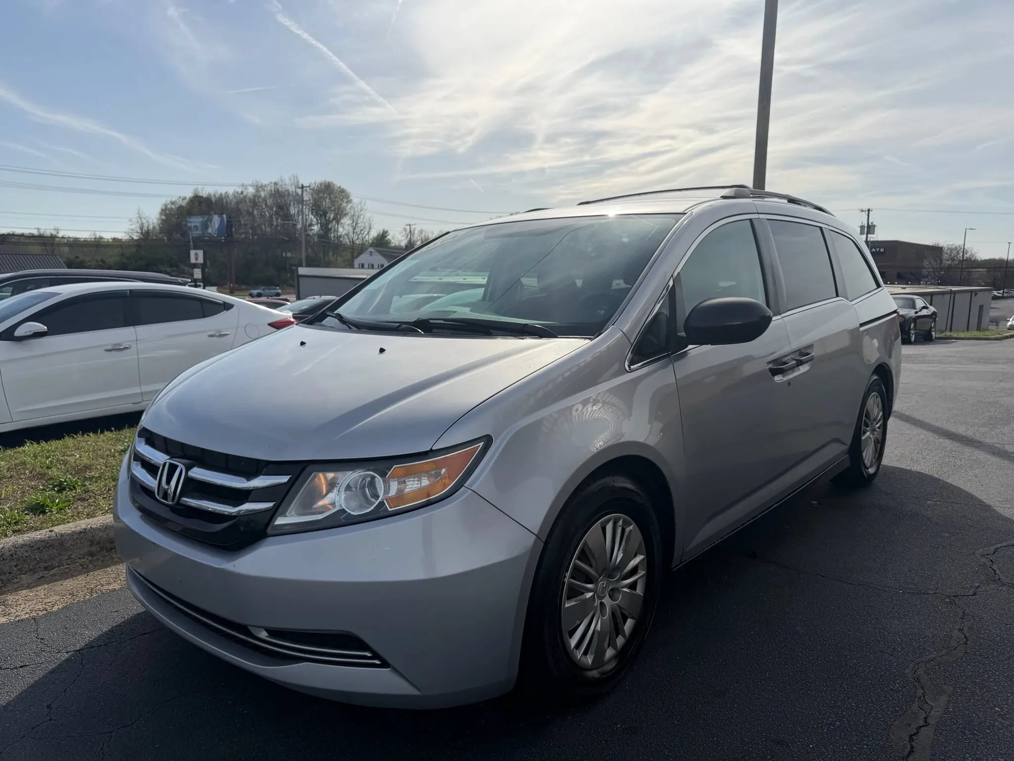 Used 2014 Honda Odyssey LX image 3