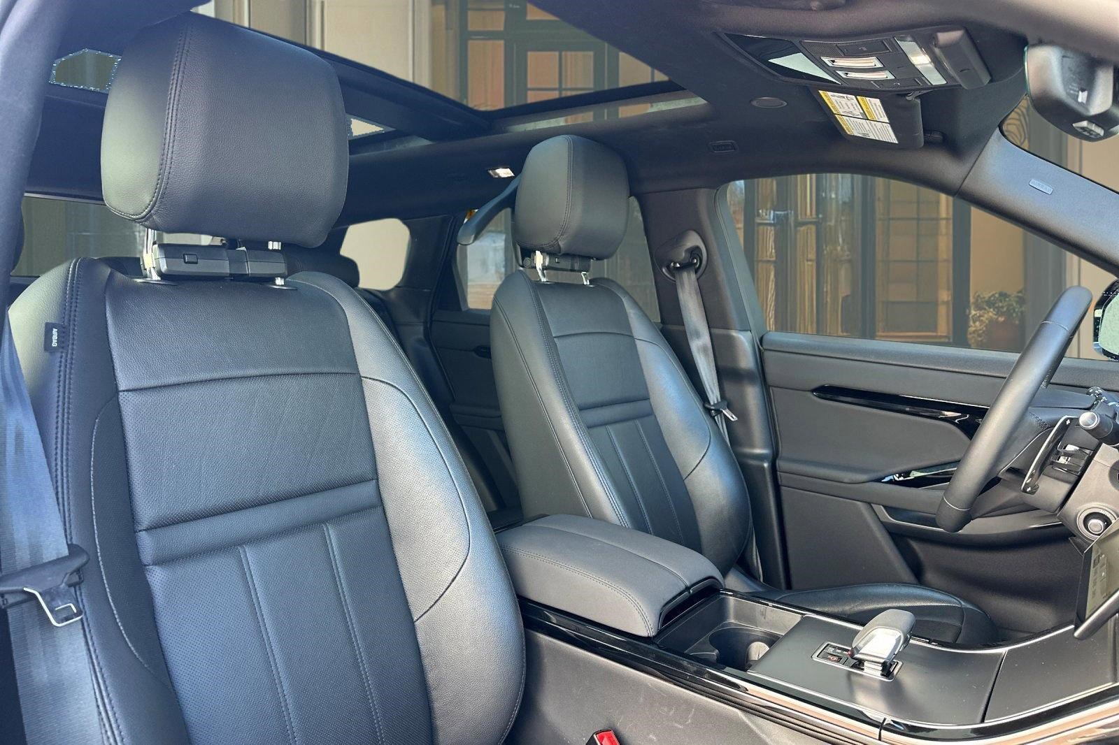 Certified 2024 Land Rover Range Rover Evoque Dynamic SE image 31