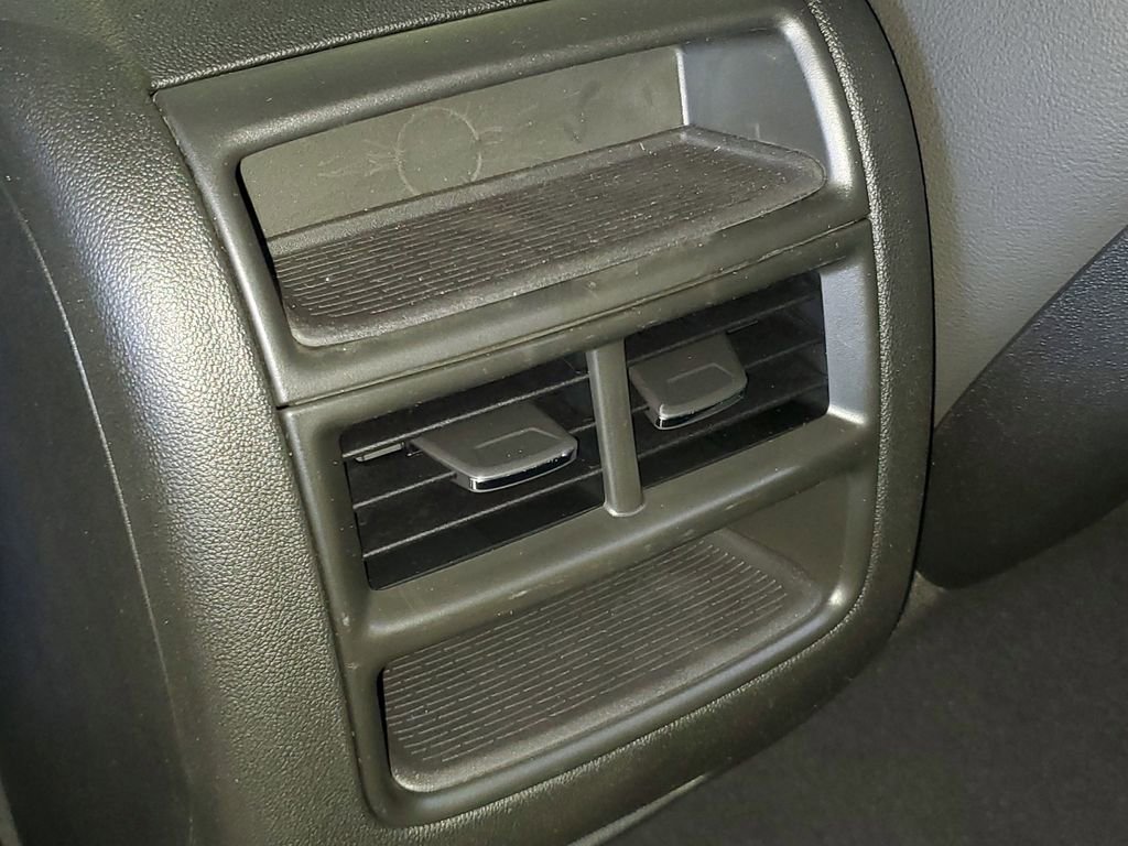 New 2026 Cadillac XT5 Luxury AWD/4WD image 12