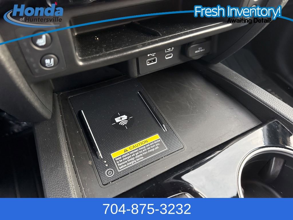 Used 2024 Honda Passport Black Edition image 27