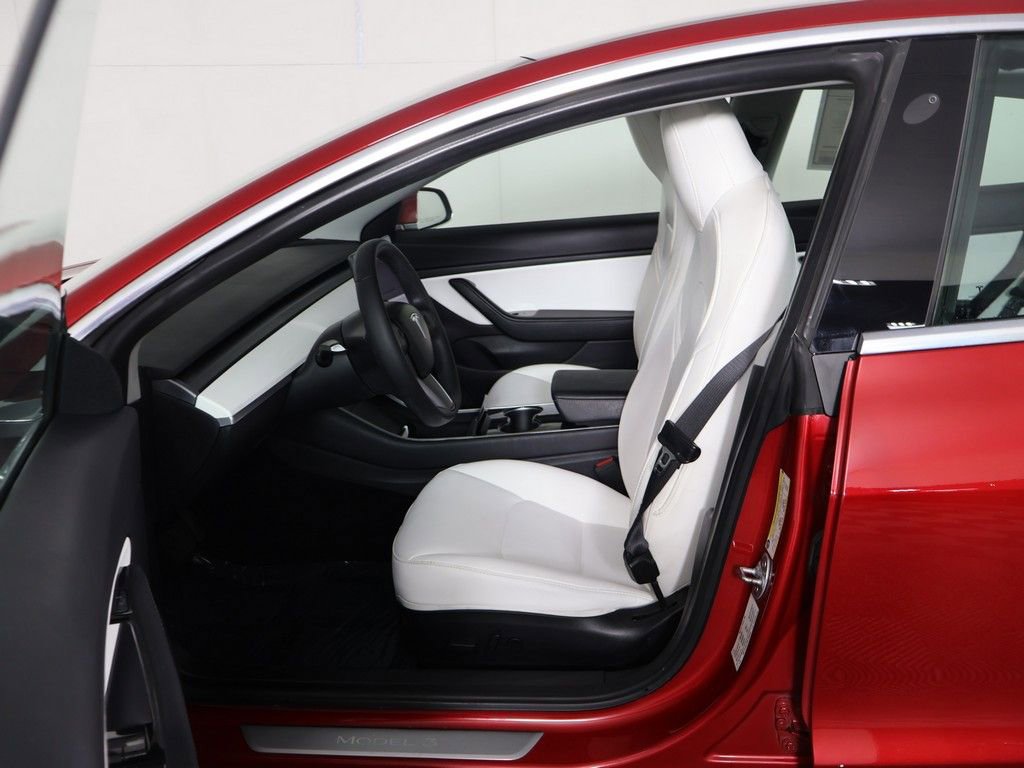 Used 2020 Tesla Model 3 Long Range AWD/4WD image 29