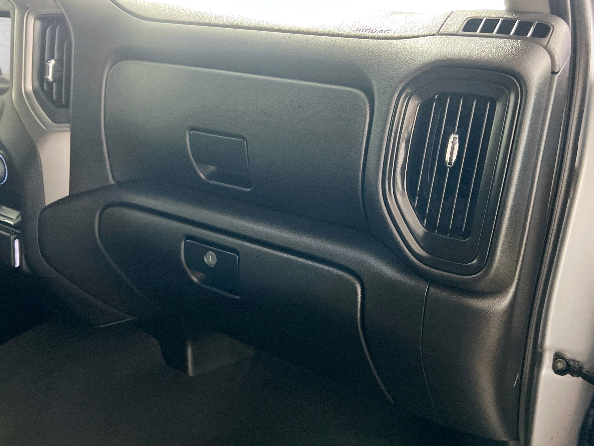 Used 2025 Chevrolet Silverado 1500 Custom RWD image 35
