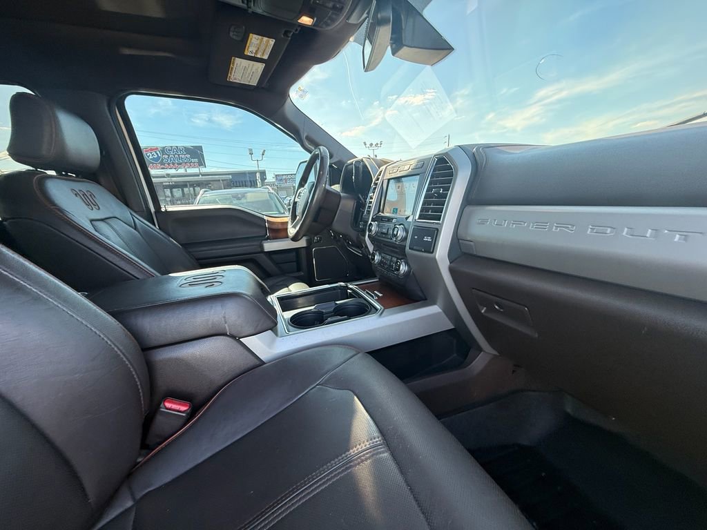 Used 2017 Ford F250 King Ranch w/ King Ranch Ultimate Package AWD/4WD image 24