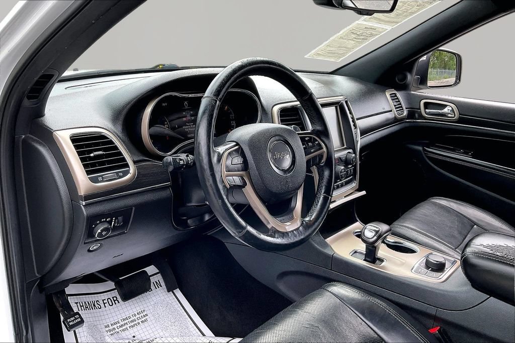 Used 2014 Jeep Grand Cherokee Limited w/ Luxury Group II AWD/4WD image 19