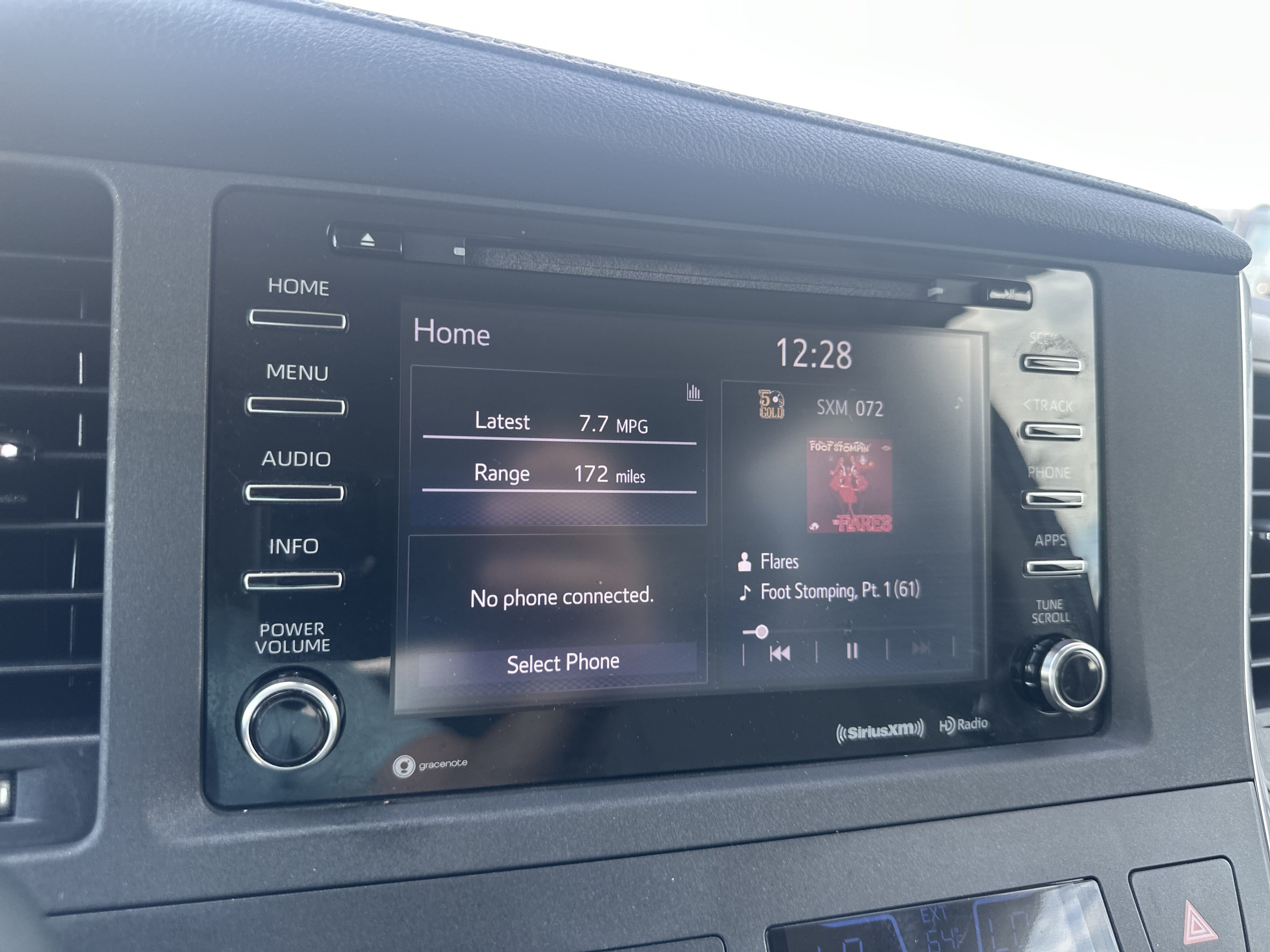Used 2018 Toyota Sienna XLE w/ Protection Package FWD image 28