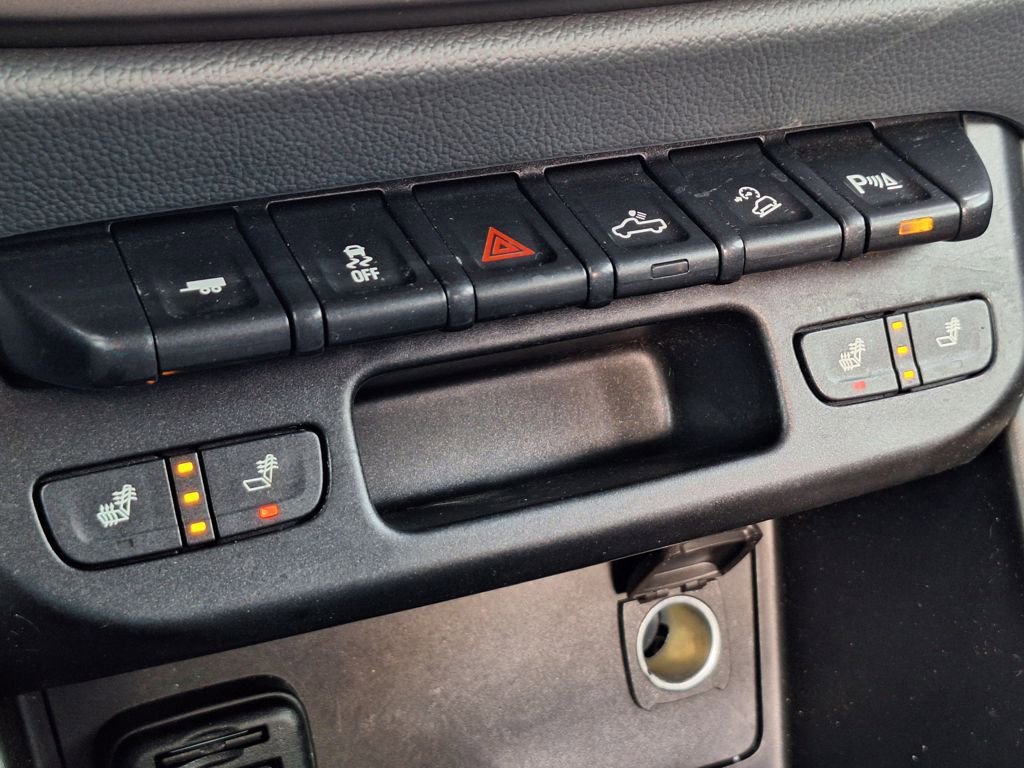 Used 2020 Chevrolet Colorado Z71 image 25