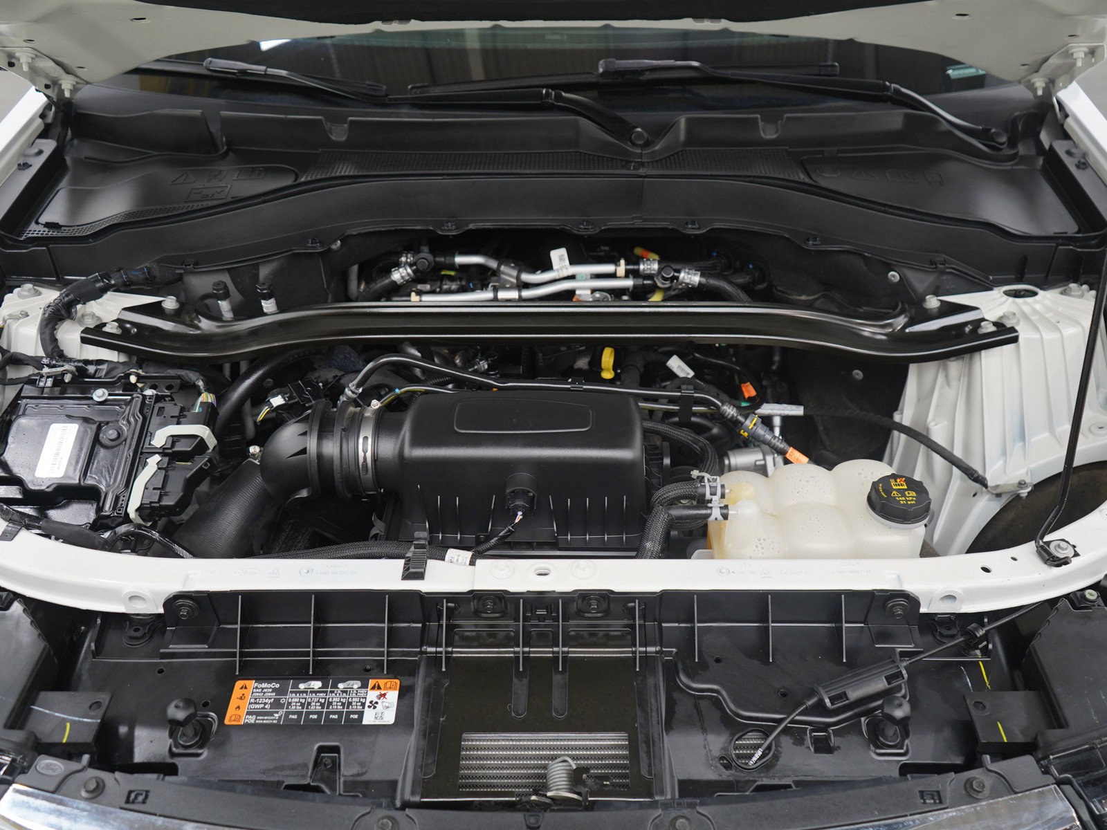 Used 2023 Ford Explorer Limited image 28