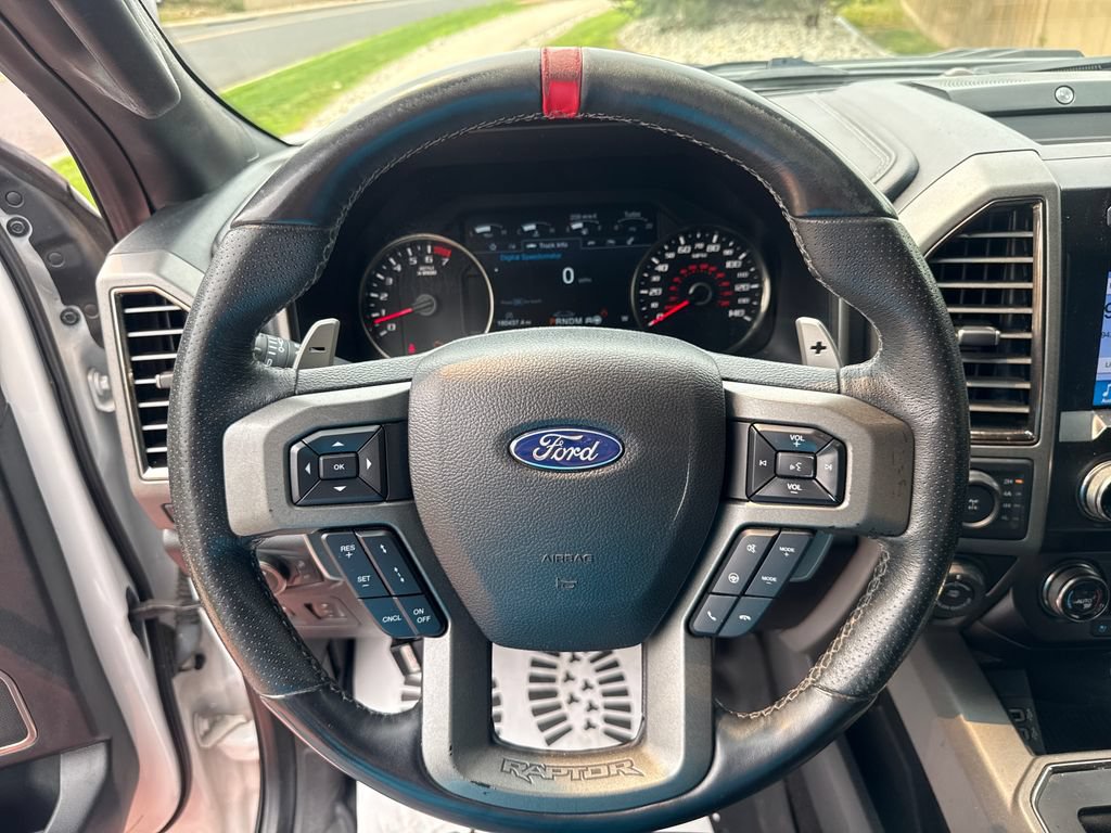 Used 2019 Ford F150 Raptor w/ Equipment Group 802A Luxury AWD/4WD image 14