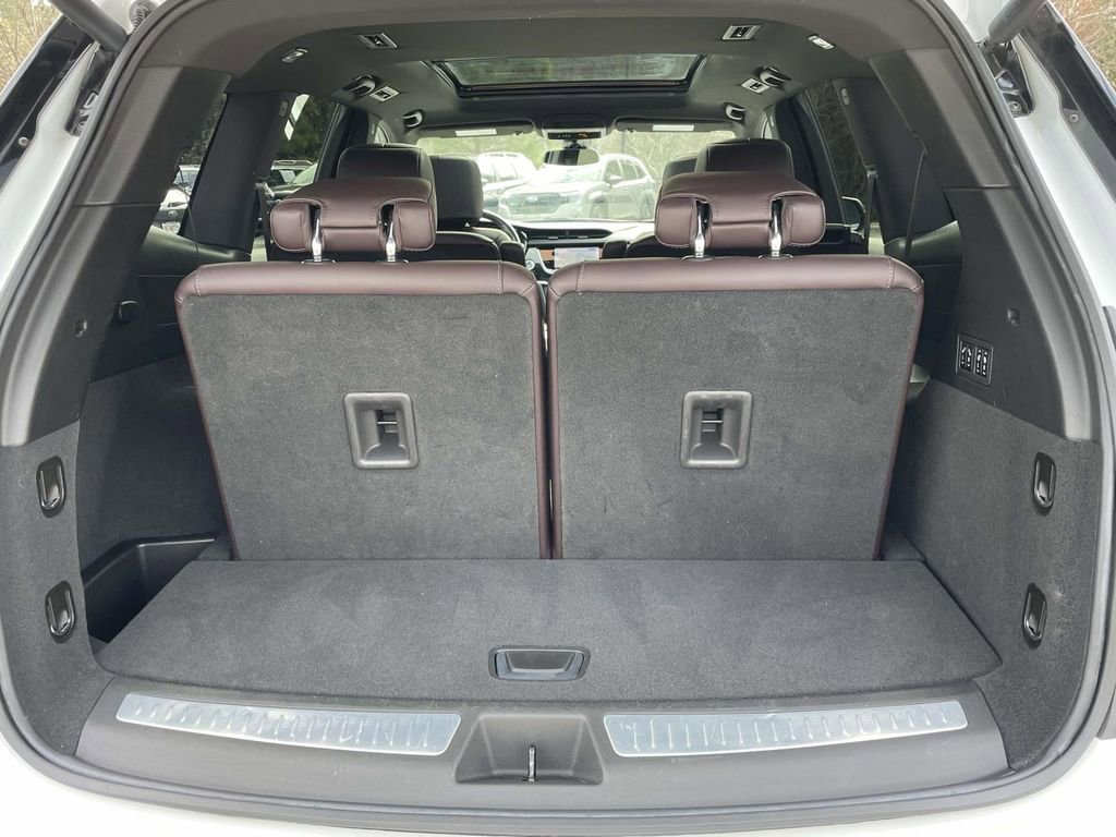 Certified 2023 Cadillac XT6 Premium Luxury image 10