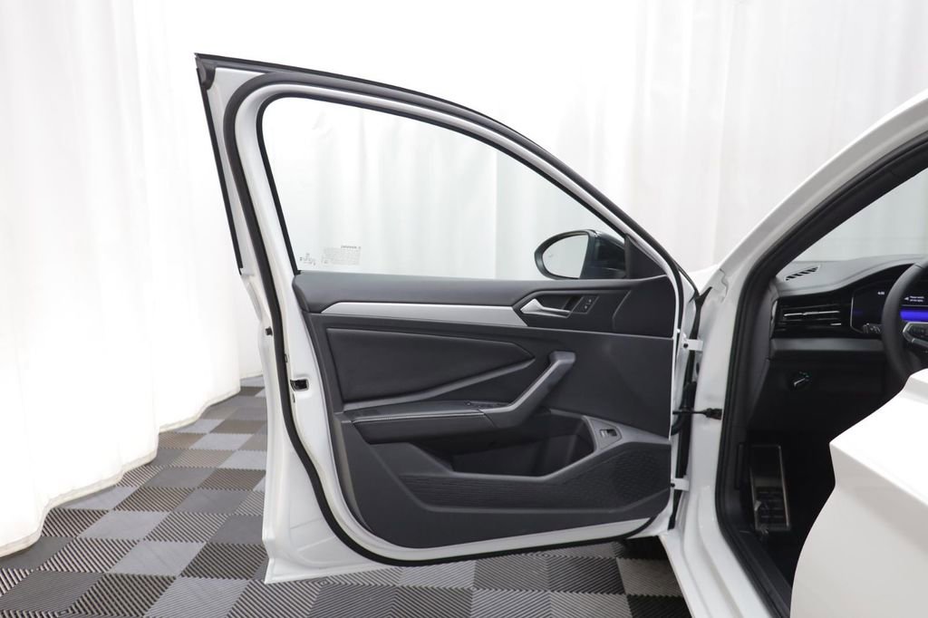 New 2026 Volkswagen Jetta Sport image 5