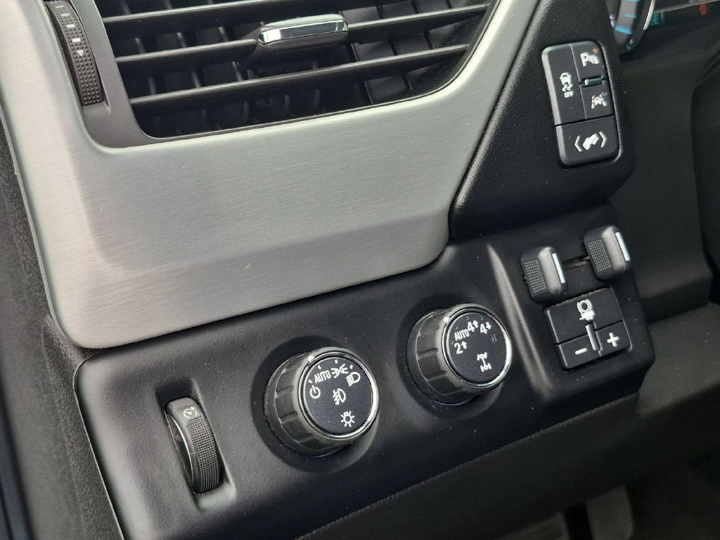 Used 2018 GMC Yukon SLE w/ HD Trailering Package AWD/4WD image 19