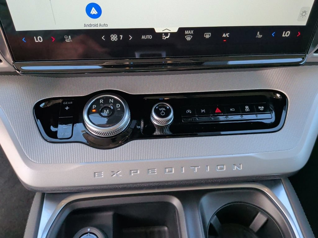 New 2026 Ford Expedition Active RWD image 28