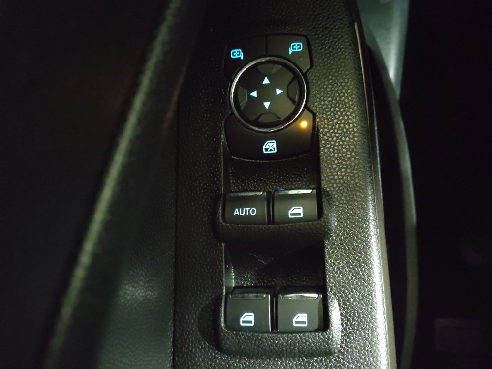 Used 2019 Ford EcoSport SE FWD image 27