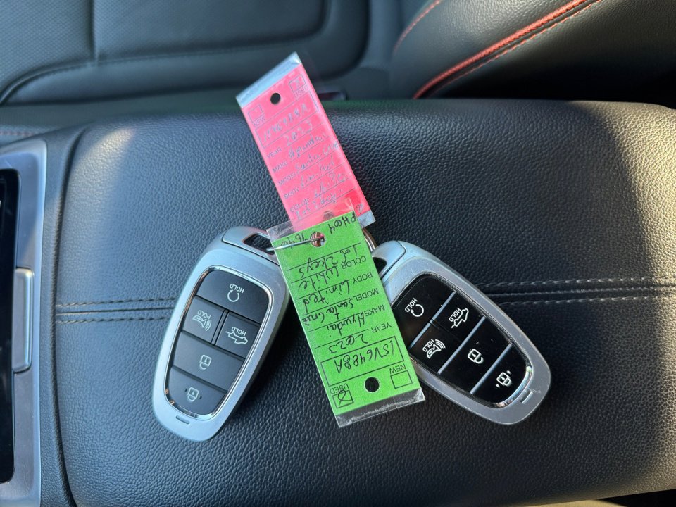 Used 2023 Hyundai Santa Cruz Limited w/ Cargo Package image 38