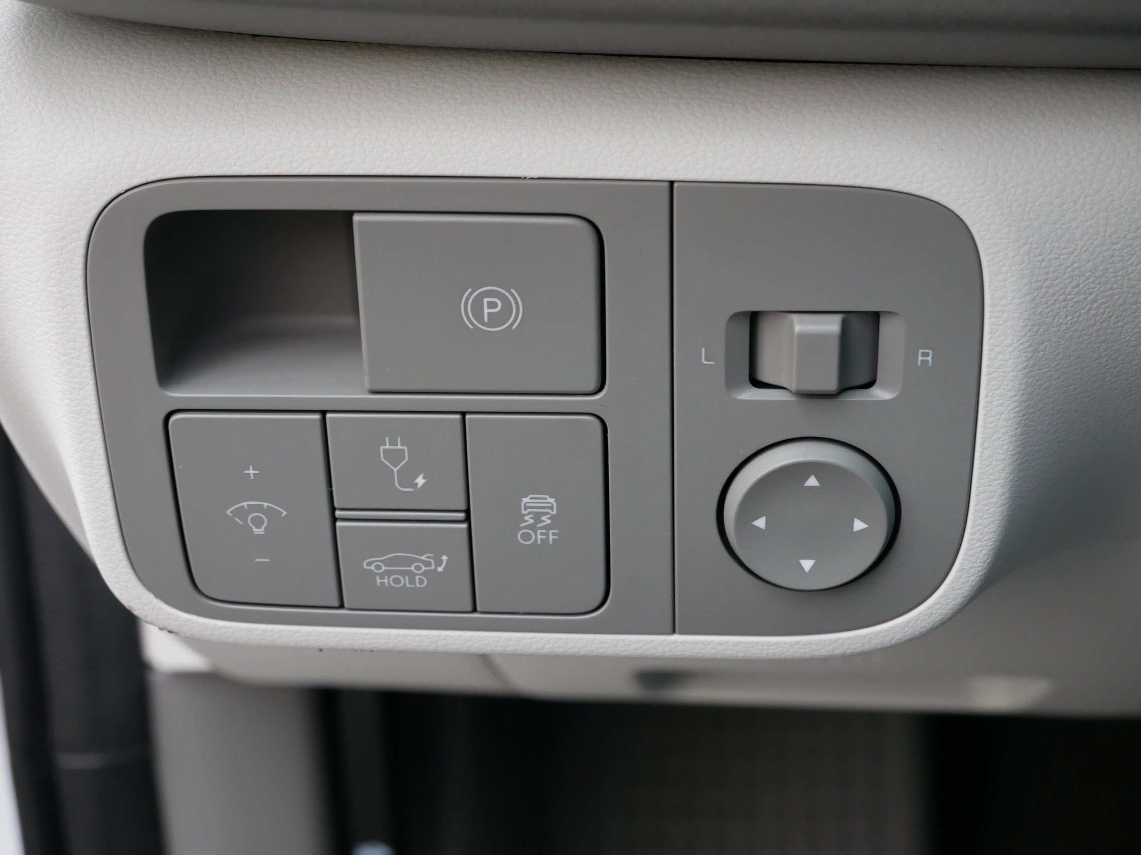 Used 2025 Hyundai Ioniq 6 SEL image 26