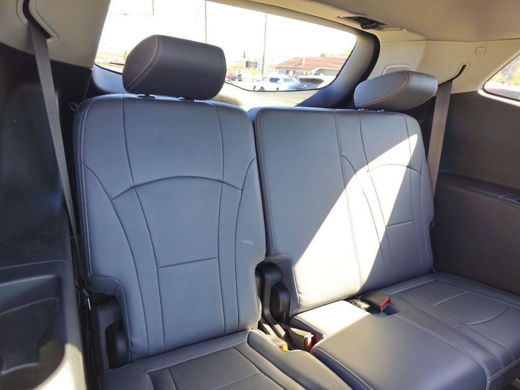 Used 2021 Buick Enclave Essence w/ Sound and Sites Package AWD/4WD image 54