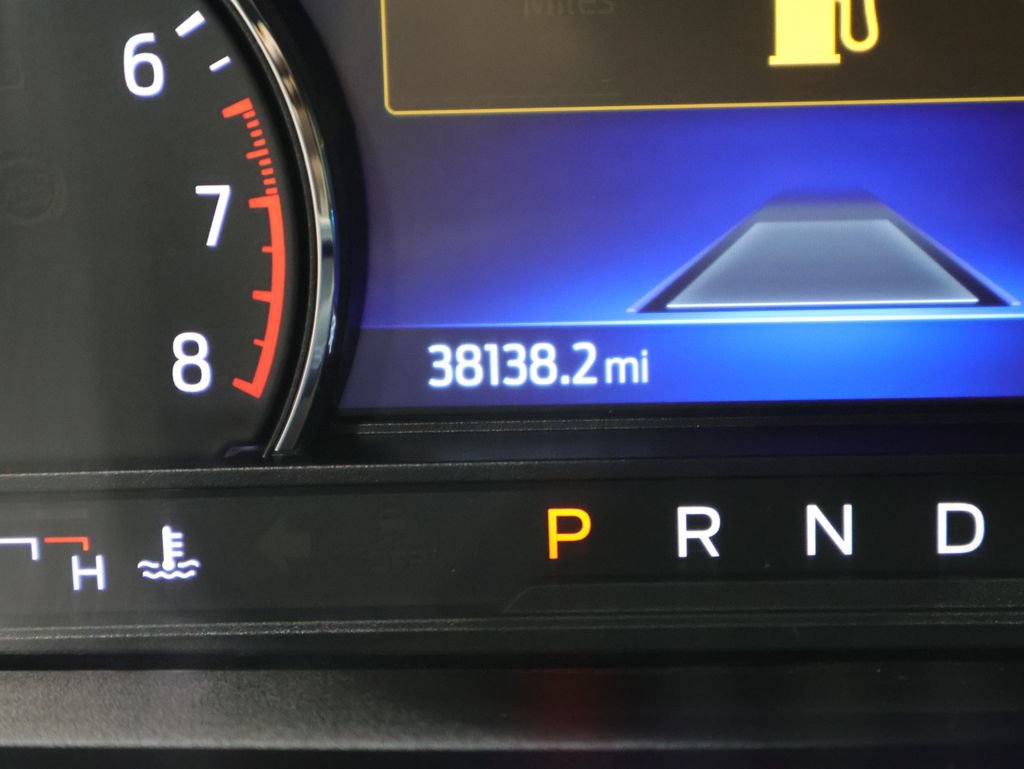 Used 2022 Ford Explorer XLT AWD/4WD image 39
