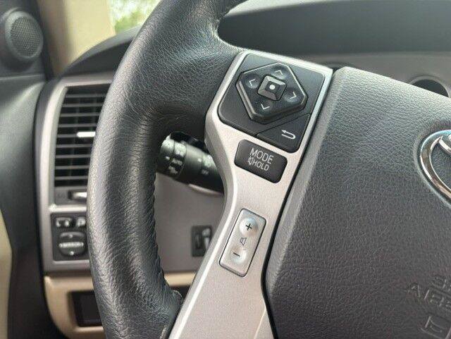 Used 2015 Toyota Sequoia Limited AWD/4WD image 18