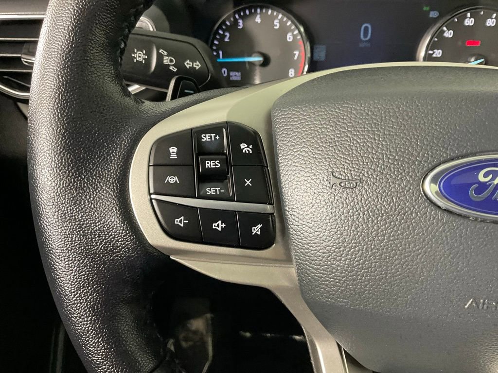 Used 2021 Ford Explorer XLT w/ Equipment Group 202A image 24
