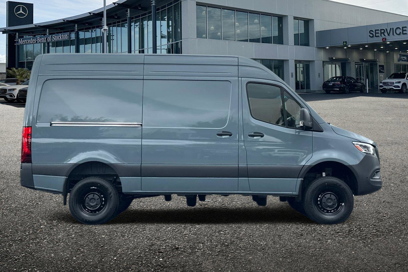 New 2026 Mercedes-Benz Sprinter 2500 image 3