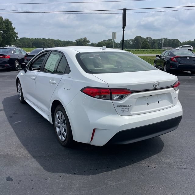 Used 2023 Toyota Corolla LE FWD image 12