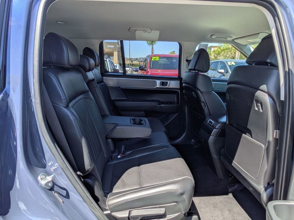Certified 2025 Hyundai Santa Fe SEL image 28