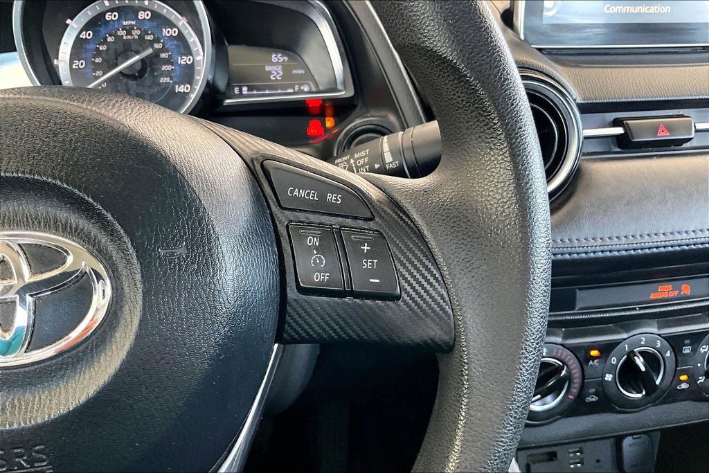 Used 2018 Toyota Yaris iA FWD image 12