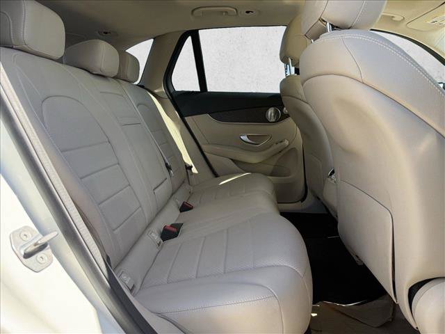 Used 2019 Mercedes-Benz GLC 350e 4MATIC image 14