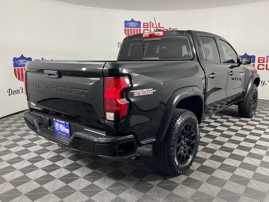 Used 2023 Chevrolet Colorado Trail Boss AWD/4WD image 3