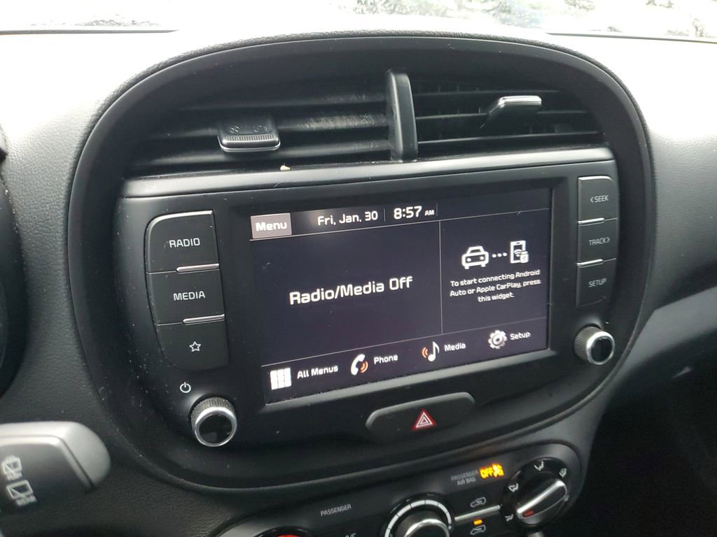 Certified 2024 Kia Soul LX w/ Option Group 015 image 21