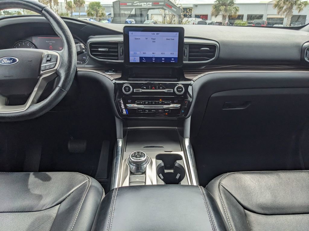 Used 2021 Ford Explorer Limited w/ Equipment Group 301A image 16