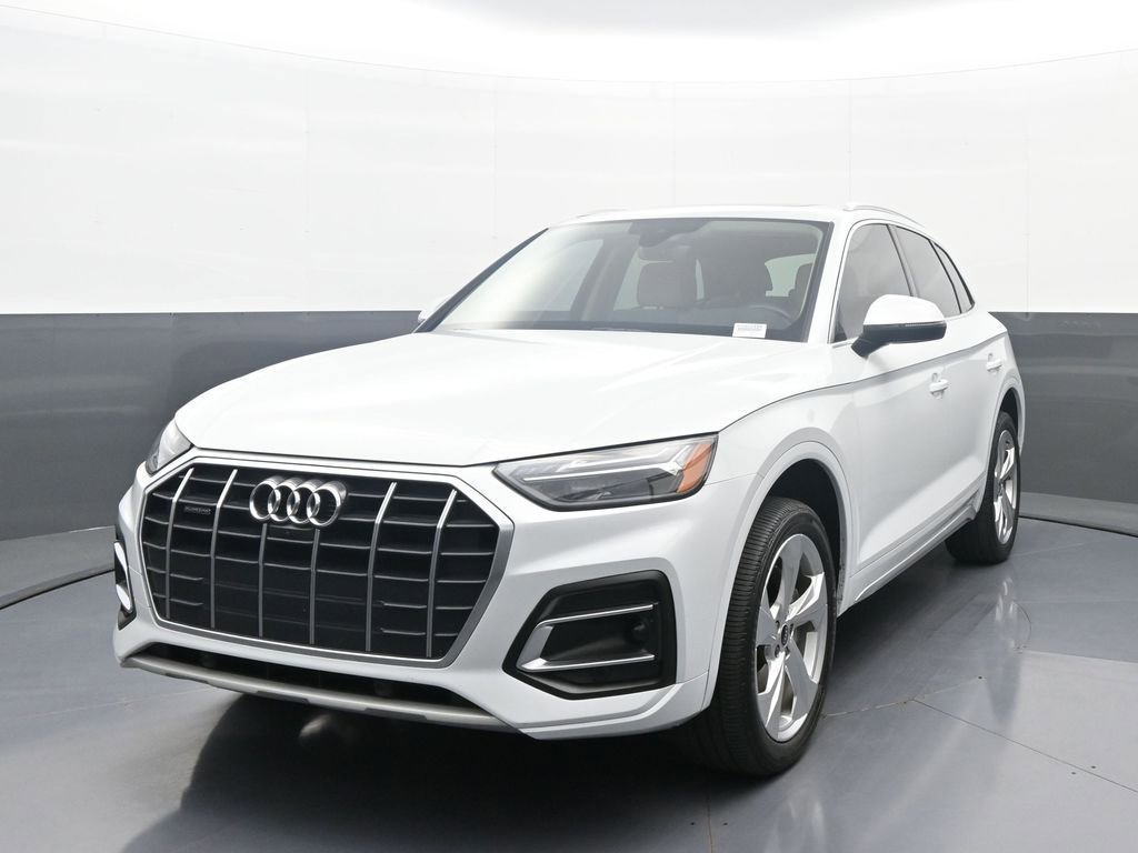 Used 2021 Audi Q5 2.0T Premium Plus w/ Premium Plus Package AWD/4WD image 1