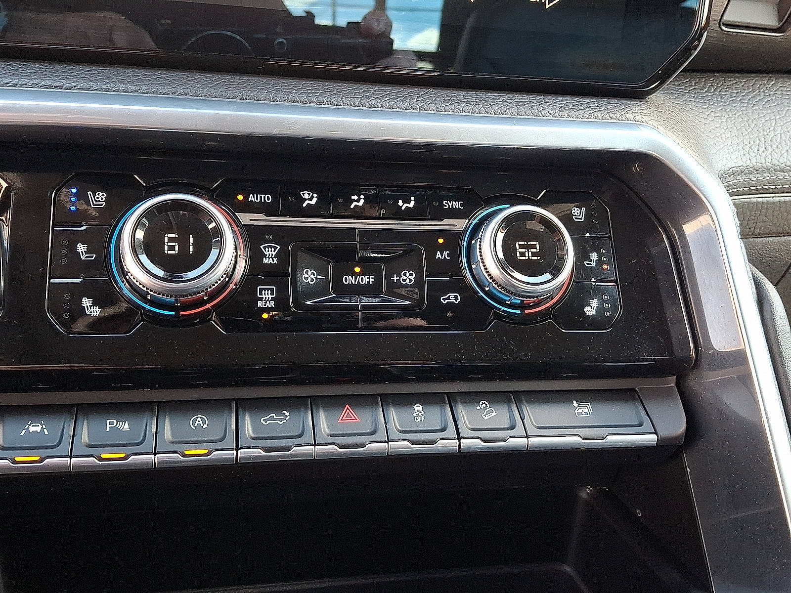 Used 2022 GMC Sierra 1500 Denali AWD/4WD image 17