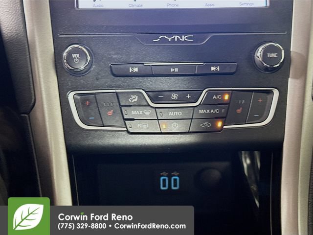 Certified 2019 Ford Fusion SE AWD/4WD image 15