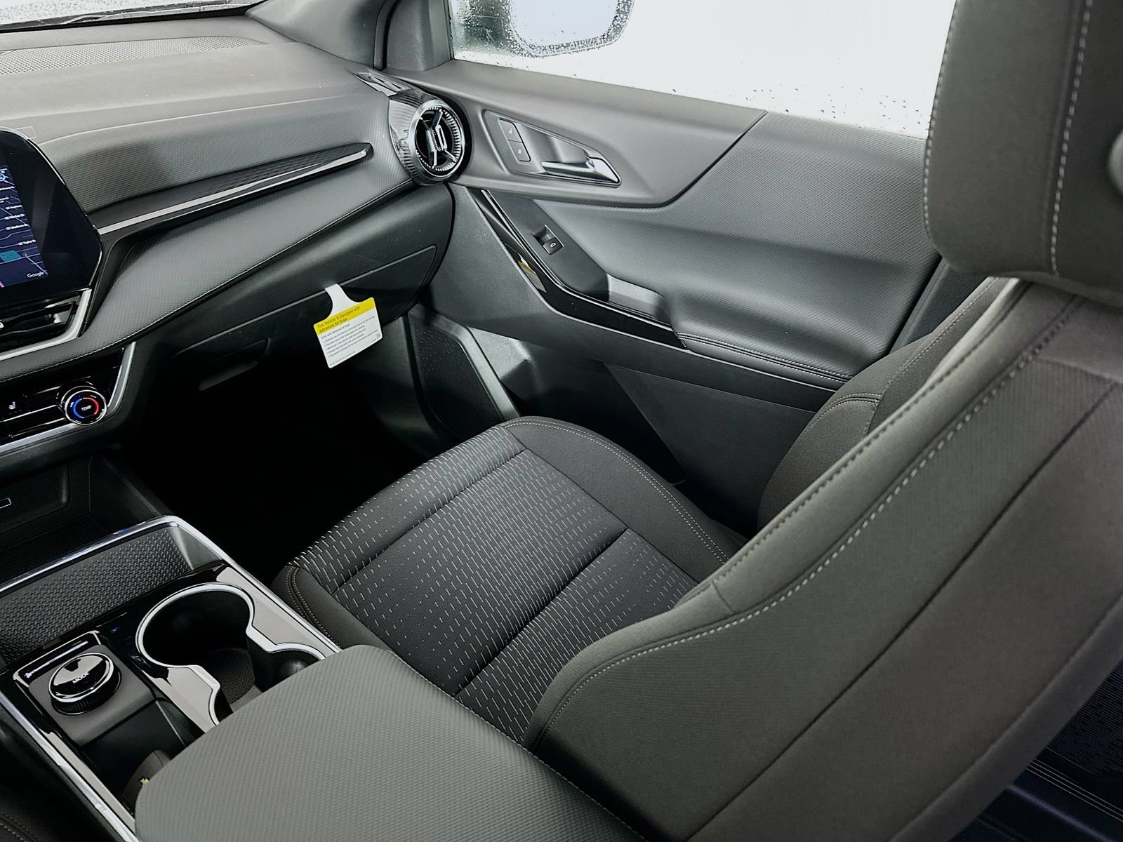 Used 2026 Chevrolet Equinox LT FWD image 24