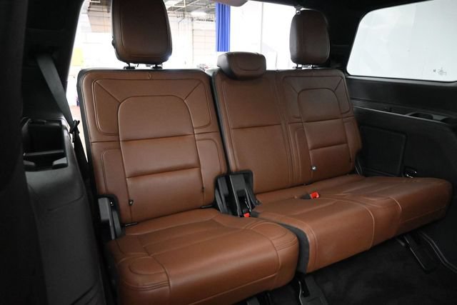 Certified 2023 Lincoln Navigator Reserve AWD/4WD image 29