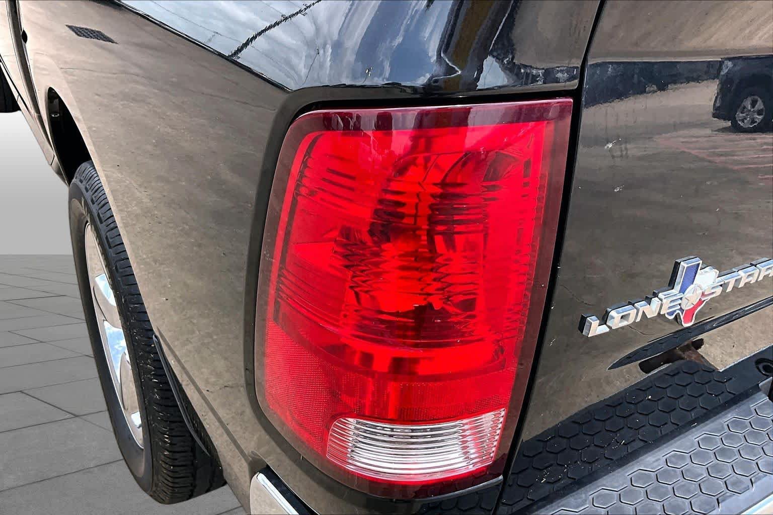 Used 2016 RAM 1500 Lone Star RWD image 27